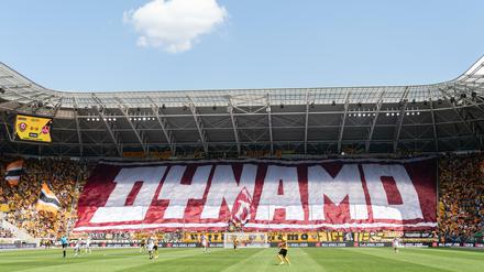 Zwischen den Fanszenen von Dynamo Dresden und St. Pauli herrscht nicht gerade ein freundliches Verhältnis. 
