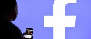 Mit Telefonnummer und Facebook-ID kann ein Profil gekapert werden.