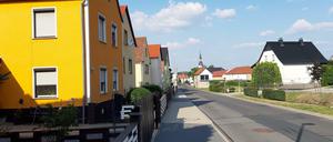 Die Hauptstraße von Hirschfeld.