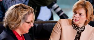 Umweltministerin Svenja Schulze und Agrarministerin Julia Klöckner konnten sich nach eineinhalb Jahren einigen.