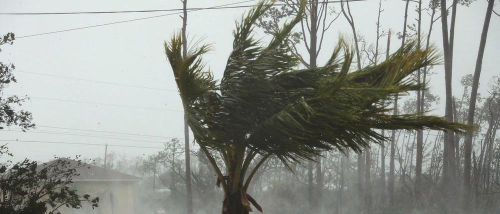 Sturmböen von Hurrikan „Dorian“ peitschen über die Bahamas 