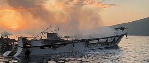 Das abgebrannte Tauchboot „Conception“ vor der Küste Kaliforniens. 