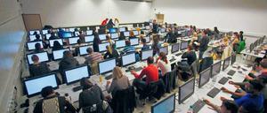 Papierlos prüfen. An der Uni Mainz sind E-Klausuren schon Alltag. 