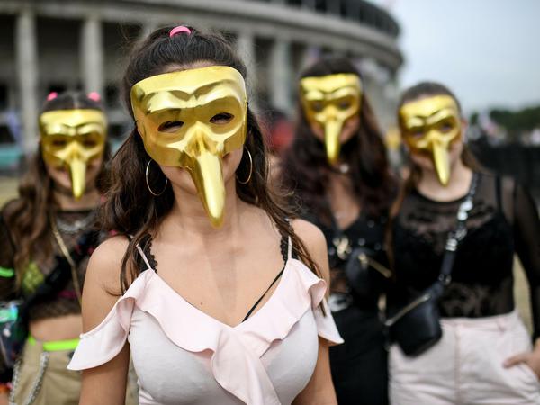 Goldene Zeiten. Festivalbesucherinnen beim Lollapalooza.