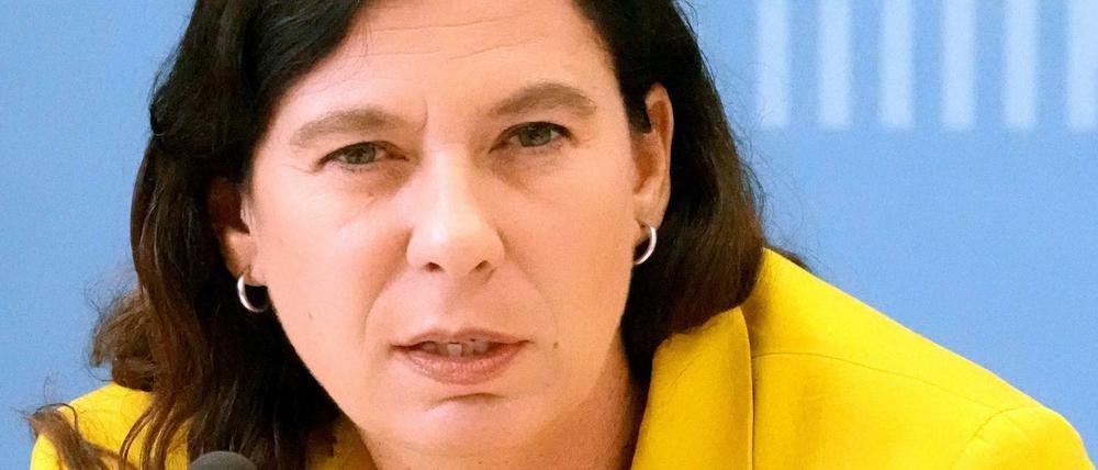 Bildungssenatorin Sandra Scheeres (SPD) bei der Vorstellung des Gutachtens zum Neutralitätsgesetz.