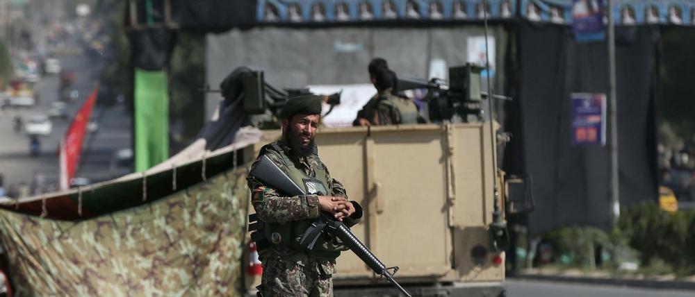 Ein Soldat der Afghanischen Nationalarmee (ANA) an einem Check Point in Kabul.