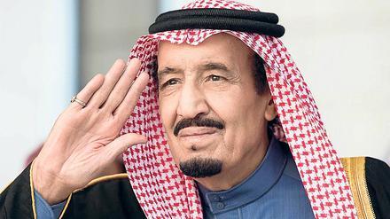 Offiziell wurden keine Gründe für den Schritt von König Salman genannt.