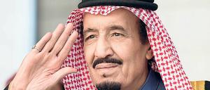 Offiziell wurden keine Gründe für den Schritt von König Salman genannt.