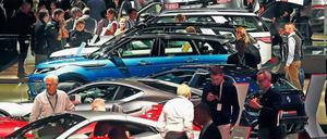 Über Jahrzehnte war die Internationale Autoschau, die alle zwei Jahre in Frankfurt am Main stattfindet, die wichtigste Fahrzeugausstellung der Welt. 