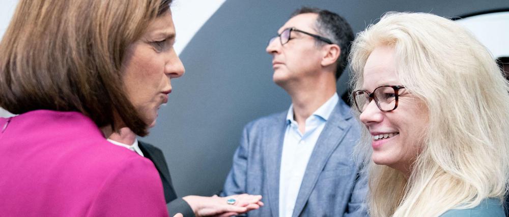 Özdemir und Kappert-Gonter treten gemeinsam für den Fraktionsvorsitz gegen die amtierenden Göring-Eckardt und Hofreiter an. 