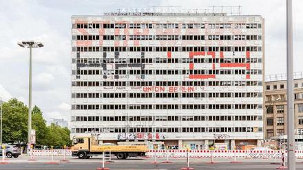 Hoffnungsort: das Haus der Statistik am Alexanderplatz.