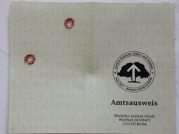 Die Reichsbürger drucken ihre eigenen Ausweise.