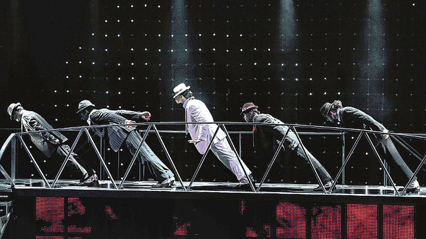 Neue Show: 20 Sänger tanzen Michael Jackson im Admiralspalast