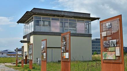 In Drewitz wird der Kontrollturm am einstigen Checkpoint Bravo für die Nachwelt erhalten - preiswürdig, befand die Jury.