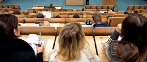 Hörsaal (Symbolbild) 