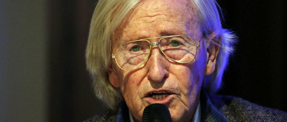 Eine Trainer-Legende ist gegangen. Rudi Gutendorf ist tot.