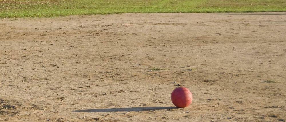 Wer kickt den Ball?