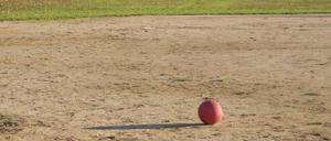 Wer kickt den Ball?