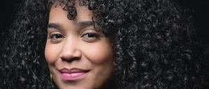 Dichterin und Kinderbuchautorin. Elizabeth Acevedo.