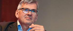 Eine innovative Industrie ist der Schlüssel für Klimaschutz, und das gilt nicht nur für die Autoindustrie, sagt Gewerkschaftschef Jörg Hofmann.