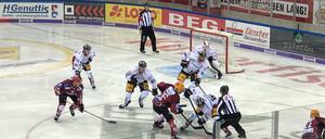 Beim ersten Spiel in Bremerhaven in dieser Saison verloren die Eisbären nicht nur viele Bullys, sondern auch das Spiel.