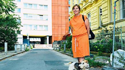 Auch die Genthiner Straße hat einen eher rauen Charme, aber Kerstin Ehmer kennt die schönen Ecken.