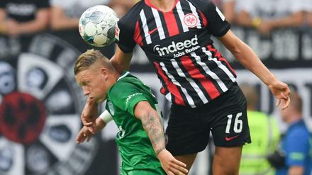 Goldener Schuh. Erik Sorga (l.), hier im Duell mit Frankfurts Lucas Torro, ist Europas derzeit bester Torschütze.