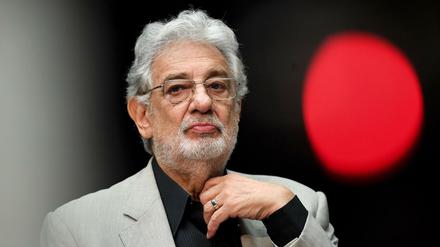Plácido Domingo, Sänger, gibt eine Pressekonferenz für die Aufführung "Staatsoper für alle". Nach den Vorwürfen gegen Placido Domingo wegen sexueller Belästigung erheben nach neuen Recherchen der Nachrichtenagentur AP elf weitere Frauen Anschuldigungen gegen den Opernstar.
