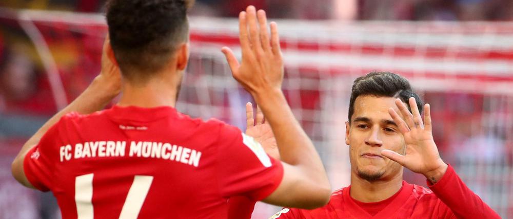 Die Neuen treffen: Sowohl Ivan Perisic als auch Philippe Coutinho steuern ein Tor zum klaren Sieg der Münchner bei.
