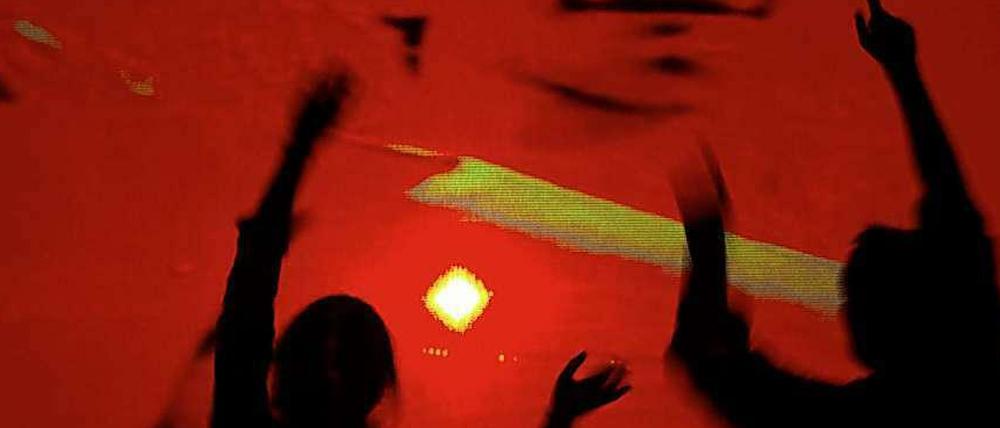 Symbolfoto Tanzen in Clubs in Berlin.