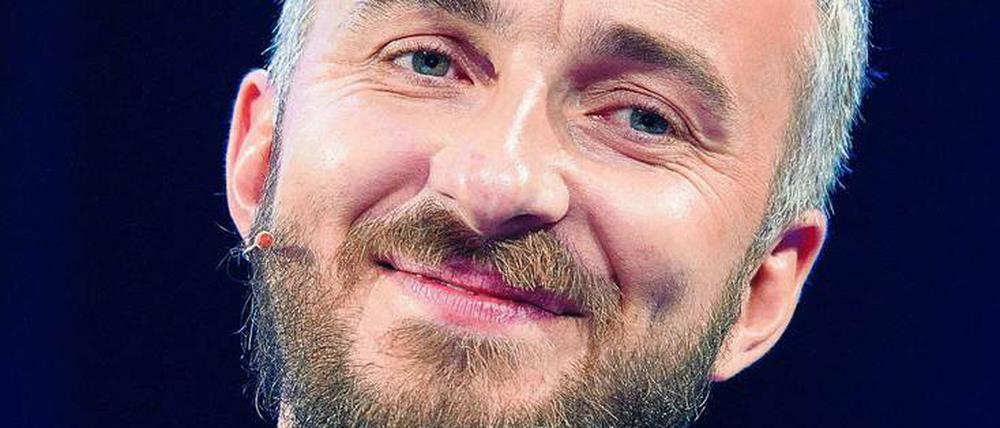 Jan Böhmermann will erwachsen werden, jedenfalls wechselt er ins ZDF-Hauptprogramm