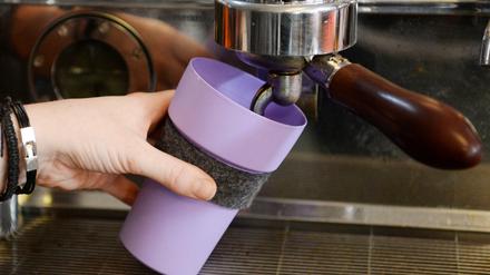 Klimafreundlich. Ein wiederverwertbarer Kaffeebecher