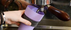 Klimafreundlich. Ein wiederverwertbarer Kaffeebecher