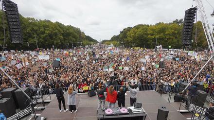 Klima-Protest vor dem Brandenburger Tor.
