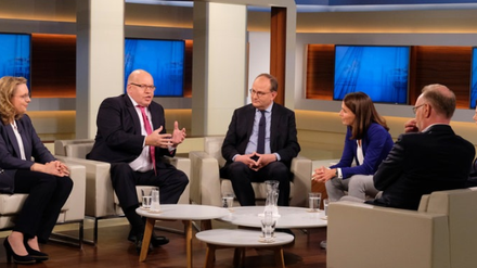 Debatte um das Klimapaket: Anne Will und ihre Gäste