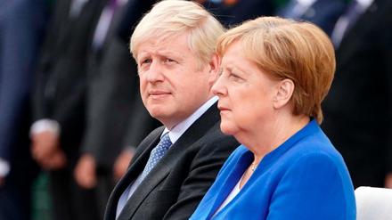 30 Tage hatte Kanzlerin Angela Merkel Premierminister Boris Johnson zur Lösung des irischen Dilemmas eingeräumt. Jetzt hat die Regierung in London inoffizielle Arbeitspapiere vorgelegt. 