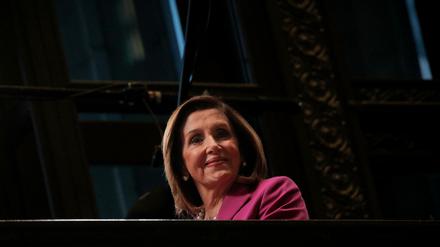Nancy Pelosi wurde in einem Video als betrunken dargestellt - und es hat sehr lange gedauert, bis das als Lüge enttarnt war.