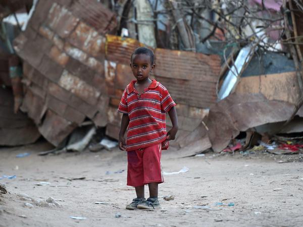 Bilder von hungernden Kindern in Somalia zirkulierten während der Dürrekatastrophe 2017 in allen Medien.