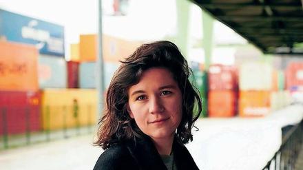 Die 1992 in Gotha geborene Miku Sophie Kühmel wandelt auf den Spuren von Goethes „Wahlverwandtschaften“. 