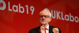 Labour-Chef Jeremy Corbyn auf dem Parteitag in Brighton.