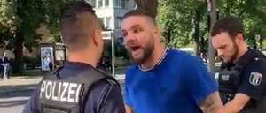 Rapper Fler bei seiner Festnahme.