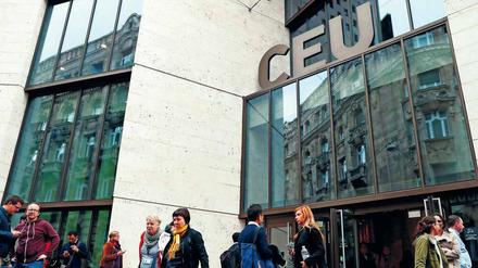 Der Studienbetrieb der CEU in Budapest ist weiter in Gefahr.