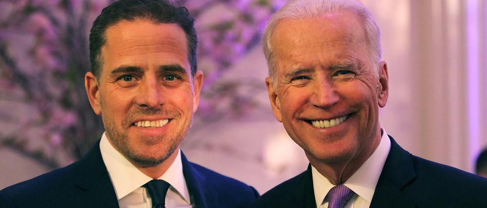 Joe Biden (rechts) und sein Sohn Hunter im Jahr 2016.