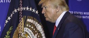 Zu weit gegangen? Die Ukraine-Affäre belastet Donald Trump.