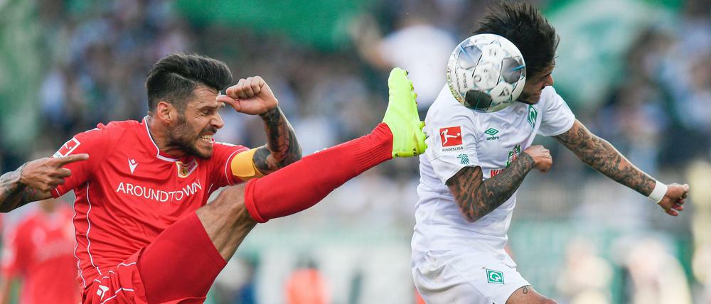 Hoch das Bein. Christopher Trimmel (l.) und der 1. FC Union wollen am Freitagabend gegen Eintracht Frankfurt wieder mutiger spielen.