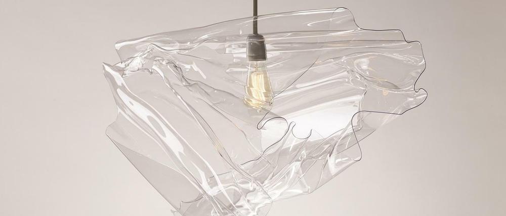 Wie erstarrte Wasserfälle: Die Leuchte „Big Shine“.