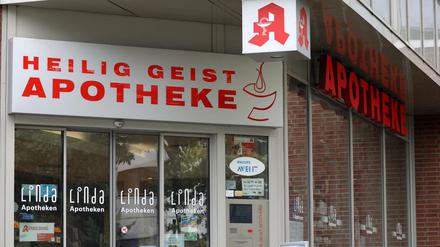Die Heilig-Geist Apotheke im Kölner Stadtteil Longerich.