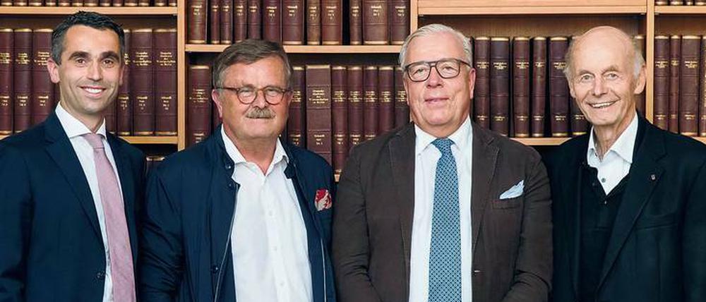 Wollen die gesundheitlichen Folgen der Klimaerwärmung in den Fokus rücken (v. l. n. r.): Peter Bobbert (Marburger Bund Berlin/Brandenburg), Frank-Ulrich Montgomery (Weltärzteverband), Klaus Reinhardt (Bundesärztekammer), Detlev Ganten (World Health Summit). 