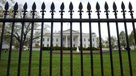 Das Weiße Haus in Washington D.C. Ein Mitarbeiter der CIA soll dort zeitweise gearbeitet haben. Jetzt steht er im Mittelpunkt einer Whistleblower-Affäre.