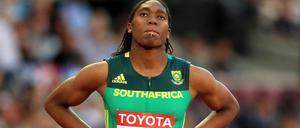 Nicht im Rennen. Caster Semenya, Olympiasiegerin aus Südafrika, darf ihren WM-Titel über 800 Meter bei der am Freitag beginnenden WM in Doha nicht verteidigen. 